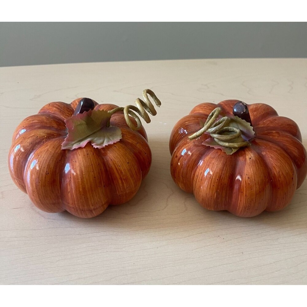 Lot of 2 Ceramic 5" Pumpkins,  Thanksgiving or Halloween Fall Decoration